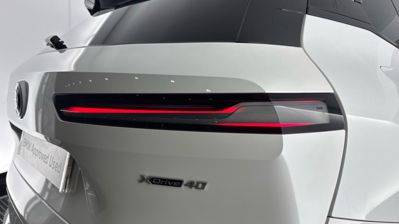 BMW iX 240kW xDrive40 M Sport 76.6kWh 5dr Auto Electric Estate